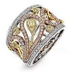 Right Hand Ring in 18k Gold with Diamonds