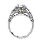 Engagement Ring in 18k Gold with Diamonds