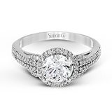 Engagement Ring in 18k Gold with Diamonds