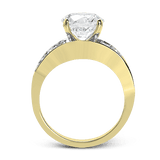 Engagement Ring in 18k Gold