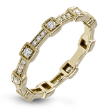 Right Hand Ring in 18k Gold with Diamonds