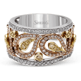 Right Hand Ring in 18k Gold with Diamonds