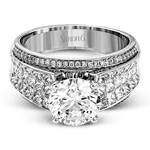 Engagement Ring in 18k Gold with Diamonds
