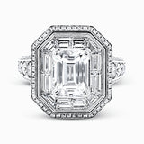 Engagement Ring in 18k Gold with Diamonds