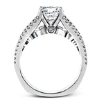 Engagement Ring in 18k Gold with Diamonds