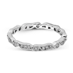 Right Hand Ring in 18k Gold with Diamonds
