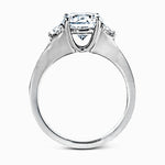 Engagement Ring in 18k Gold with Diamonds