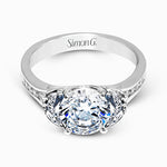 Engagement Ring in 18k Gold with Diamonds