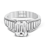 Engagement Ring in 18k Gold