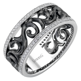 Men Ring in 14k Gold with Diamonds