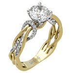 Engagement Ring in 18k Gold with Diamonds