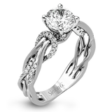 Engagement Ring in 18k Gold with Diamonds