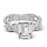 Engagement Ring in 18k Gold with Diamonds