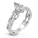 Engagement Ring in 18k Gold with Diamonds