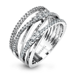 Right Hand Ring in 18k Gold with Diamonds