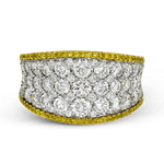 Right Hand Ring in 18k Gold with Diamonds