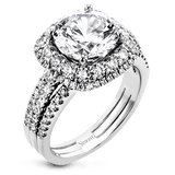 Engagement Ring in 18k Gold with Diamonds