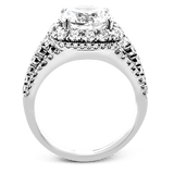 Engagement Ring in 18k Gold with Diamonds