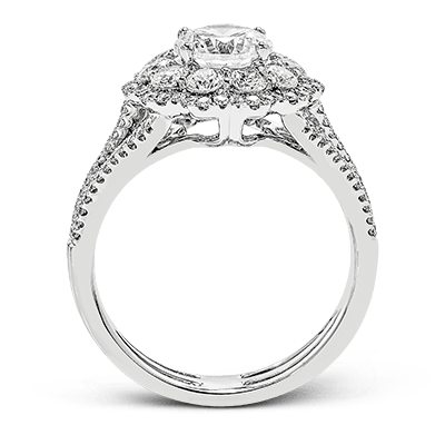 Engagement Ring in 18k Gold with Diamonds