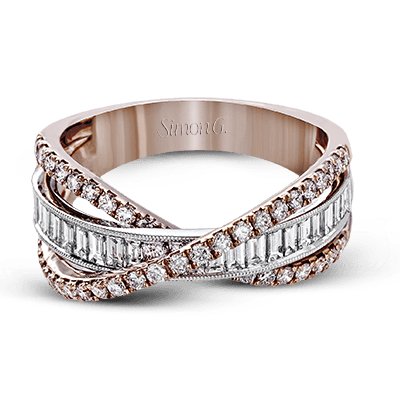 Right Hand Ring in 18k Gold with Diamonds