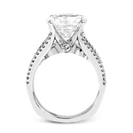 Engagement Ring in 18k Gold with Diamonds