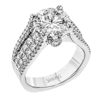 Engagement Ring in 18k Gold with Diamonds