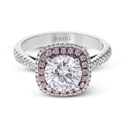 Engagement Ring in 18k Gold with Diamonds