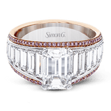 Engagement Ring in 18k Gold