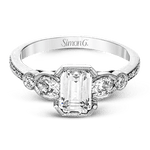 Engagement Ring in 18k Gold with Diamonds