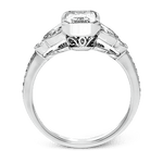 Engagement Ring in 18k Gold with Diamonds