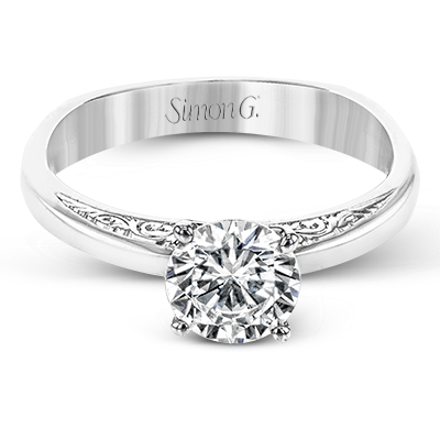 Engagement Ring in 18k Gold