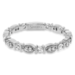 Right Hand Ring in 18k Gold with Diamonds