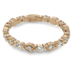 Right Hand Ring in 18k Gold with Diamonds