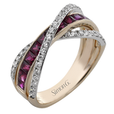Color Ring in 18k Gold with Diamonds