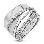 Right Hand Ring in 18k Gold with Diamonds