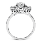 Engagement Ring in 18k Gold with Diamonds