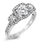 Engagement Ring in 18k Gold with Diamonds