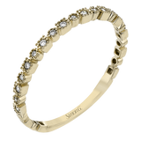 Right Hand Ring in 14k Gold with Diamonds