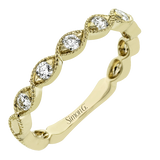 Right Hand Ring in 14k Gold with Diamonds