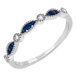Right Hand Ring in 14k Gold with Diamonds