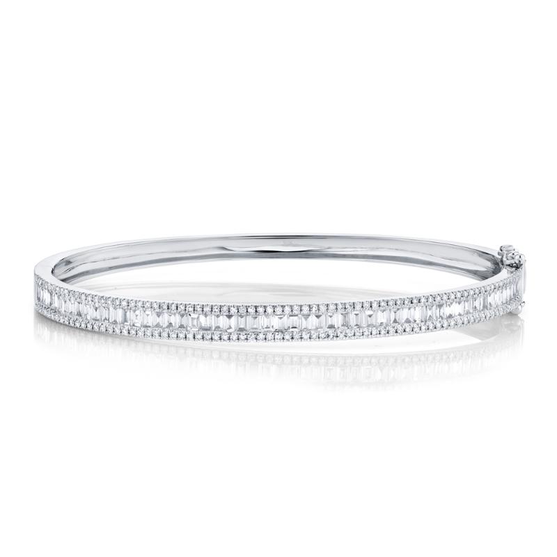 1.74CT 14K W/G DIAMOND BAGUETTE BANGLE