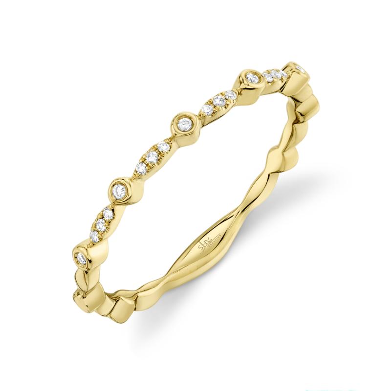 0.06CT 14K Y/G DIAMOND LADYS BAND SZ 6