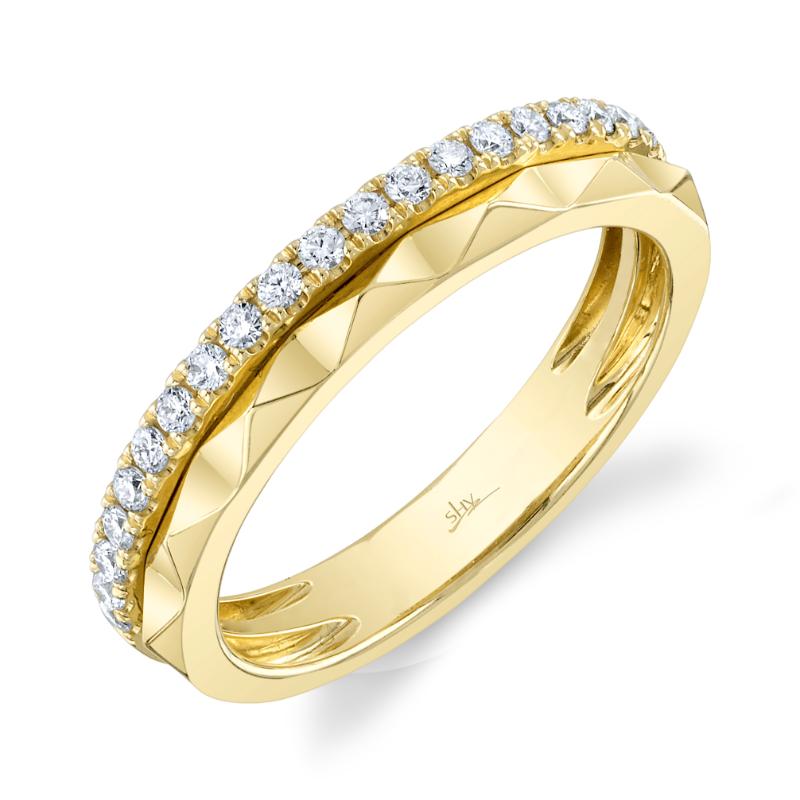 0.26CT 14K Y/G DIAMOND LADYS BAND SZ 6