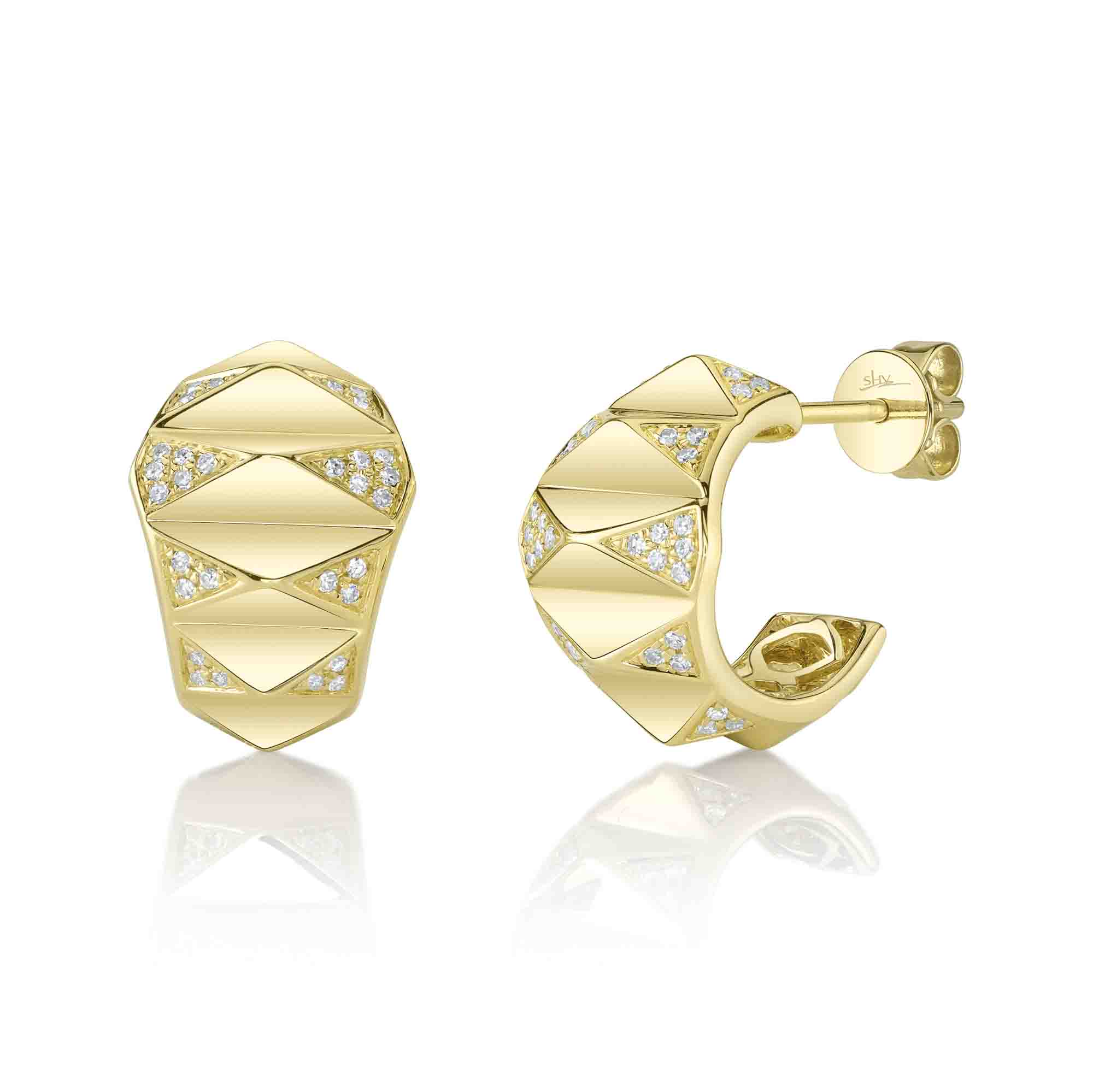 0.16CT 14K Y/G DIAMOND PYRAMID GEO CUT HUGGIE EARRING