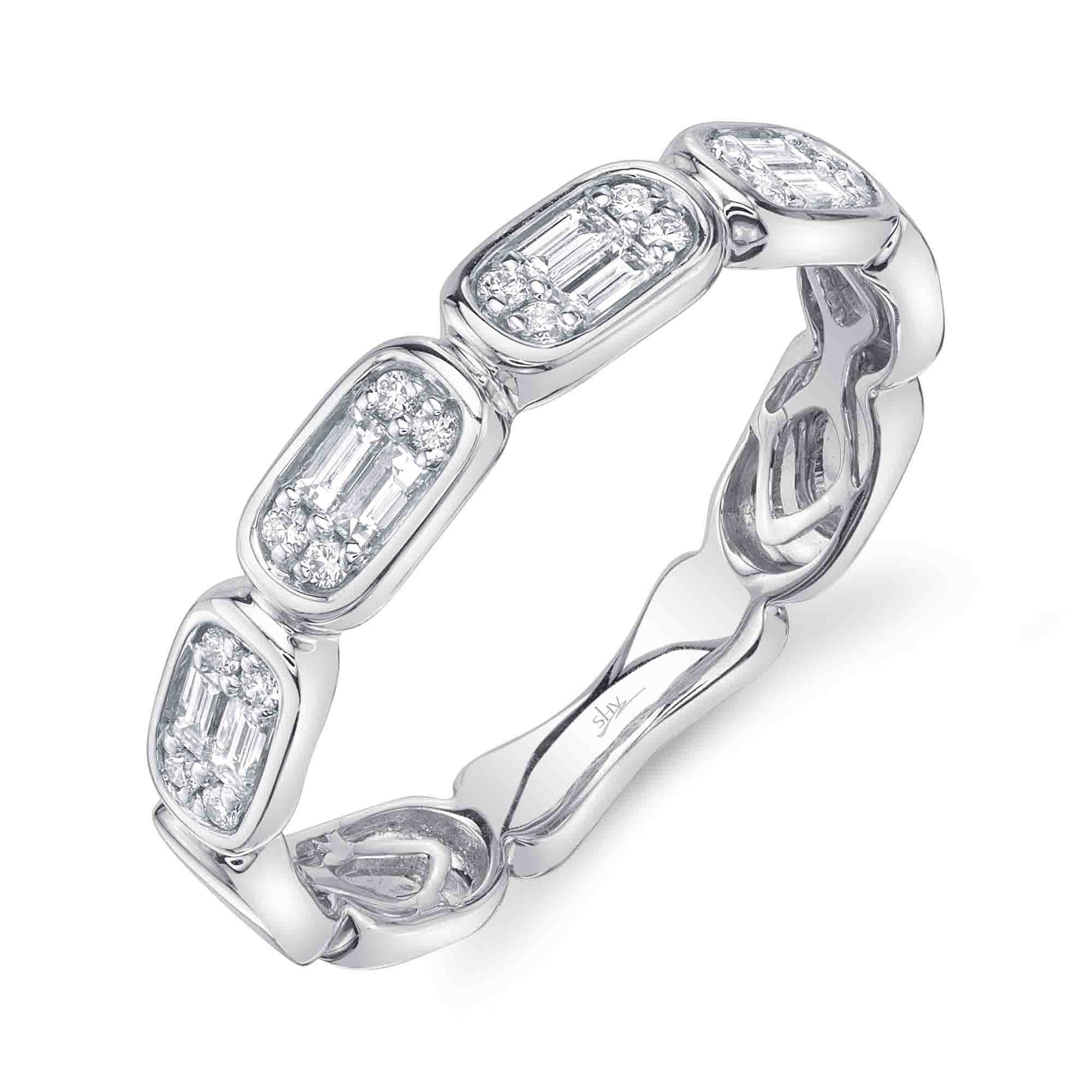 0.29CT 14K W/G DIAMOND BAGUETTE BAND