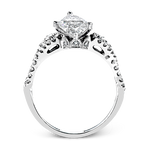 Engagement Ring in 18k Gold with Diamonds