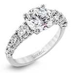 Engagement Ring in 18k Gold with Diamonds