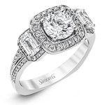 Engagement Ring in 18k Gold with Diamonds