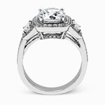 Engagement Ring in 18k Gold with Diamonds