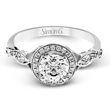 Engagement Ring in 18k Gold with Diamonds